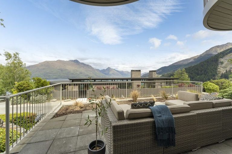 Photo of property in 1/43 Belfast Terrace, Queenstown, 9300