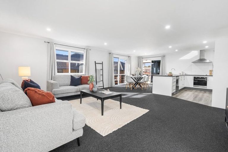 Photo of property in 10 Brightstone Crescent, Aranui, Christchurch, 8061