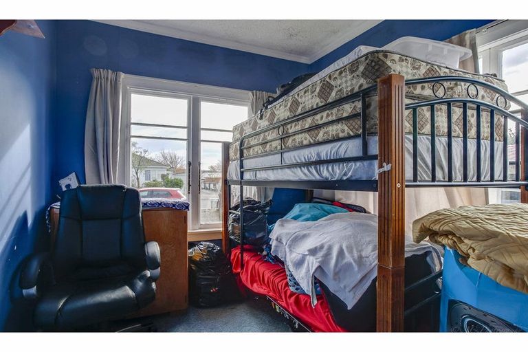 Photo of property in 16 Saint George Street, Watlington, Timaru, 7910