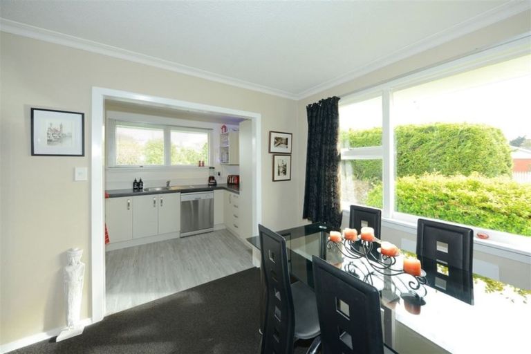 Photo of property in 1/293 Waimairi Road, Ilam, Christchurch, 8041