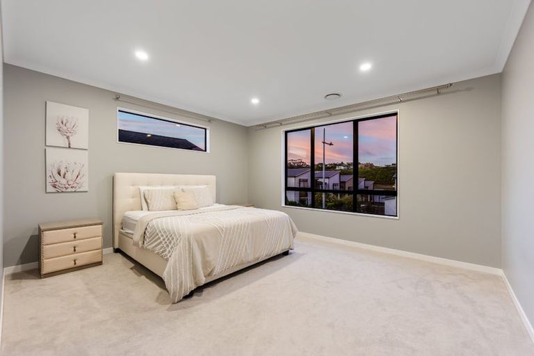 Photo of property in 11 Bight Road, Long Bay, Auckland, 0630