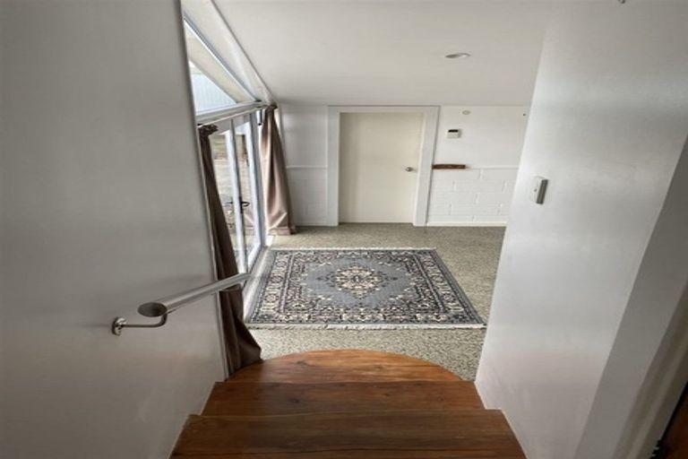 Photo of property in 123 Colombo Road, Waiuku, 2123