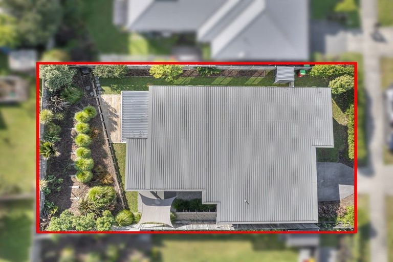Photo of property in 26 Kukuwai Avenue, Red Beach, 0932