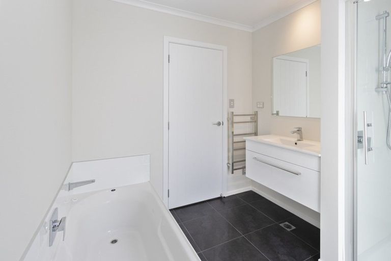 Photo of property in 11 Rebekah Crescent, Flagstaff, Hamilton, 3210