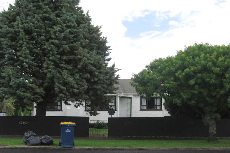 Photo of property in 7 Rosier Road, Glen Eden, Auckland, 0602