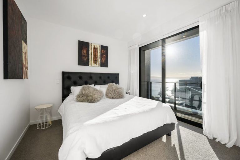 Photo of property in 1/18 Oriental Terrace, Oriental Bay, Wellington, 6011