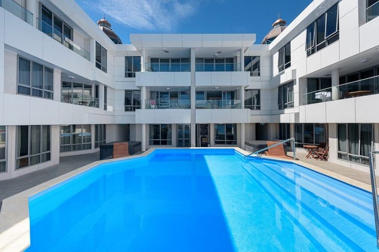 Photo of property in 36 Victoria Road, Mount Maunganui, 3116