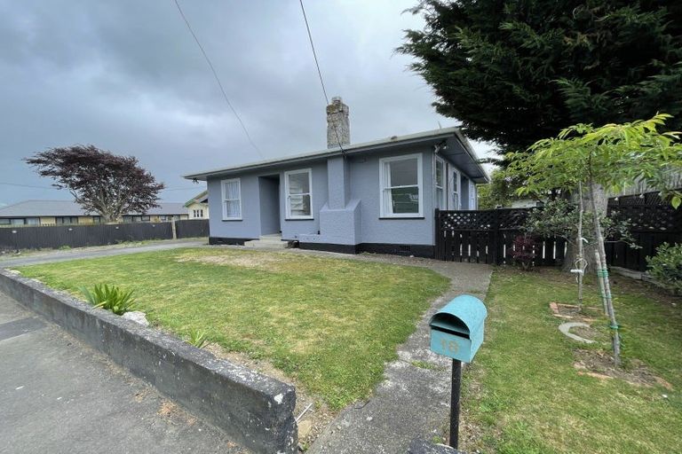 Photo of property in 18 Swinburn Street, Dannevirke, 4930