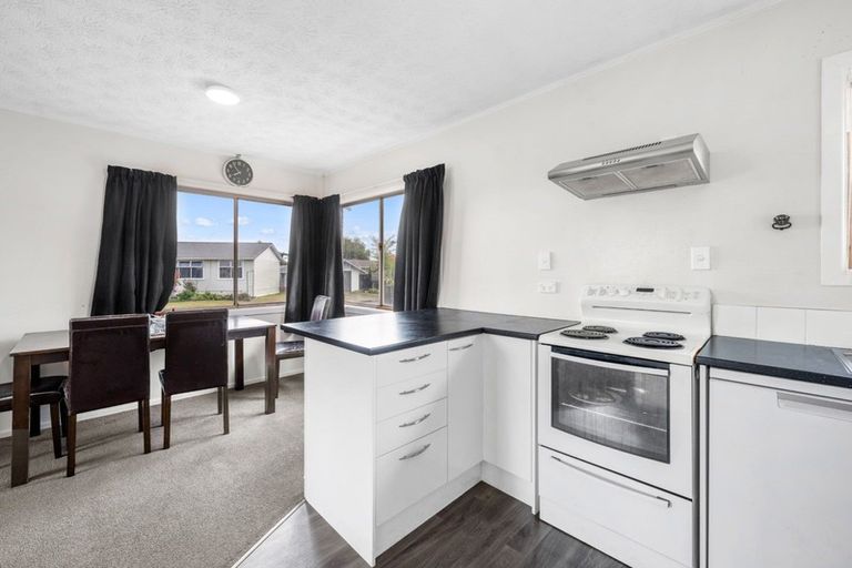 Photo of property in 1 Clouston Crescent, Fenton Park, Rotorua, 3010