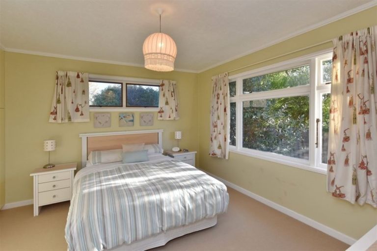 Photo of property in 45 Bank Street, Amberley, 7410