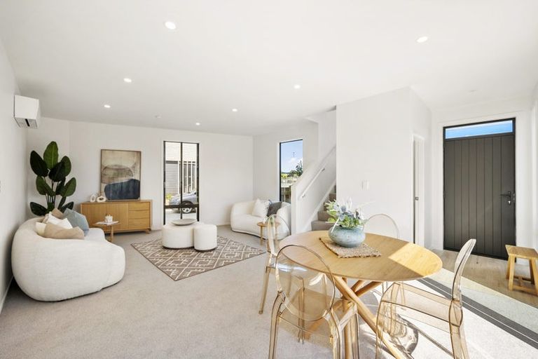 Photo of property in 1 Houhere Street, Paraparaumu, 5032