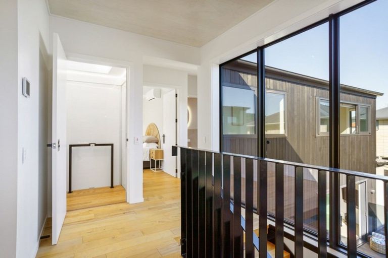 Photo of property in 103 Beach Road, Whangamata, 3620