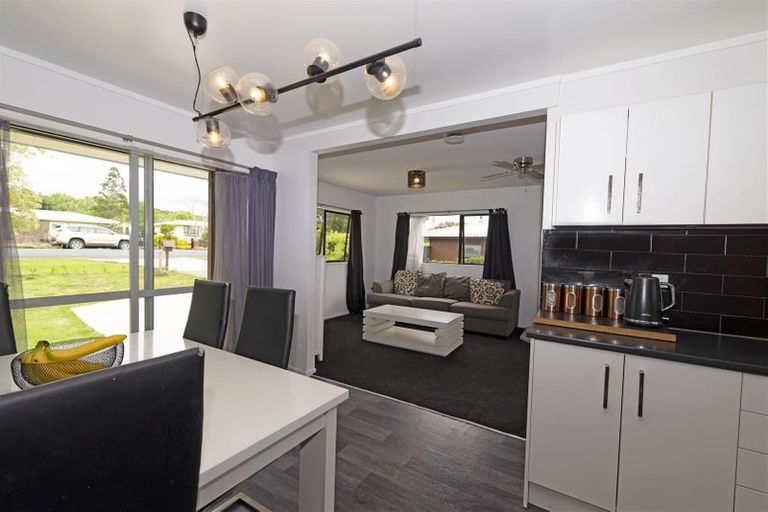 Photo of property in 14 Waimauku Station Road, Waimauku, 0812