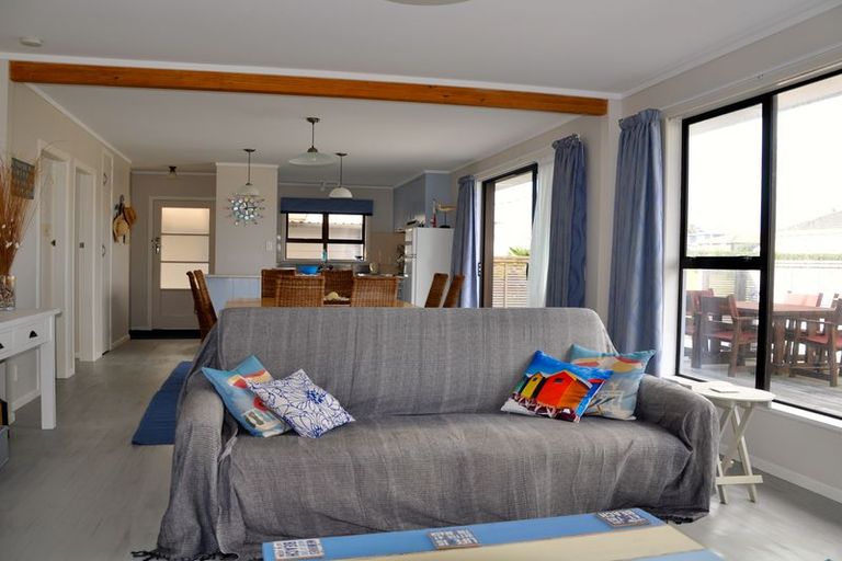 Photo of property in 4b Scott Street, Waihi Beach, 3611