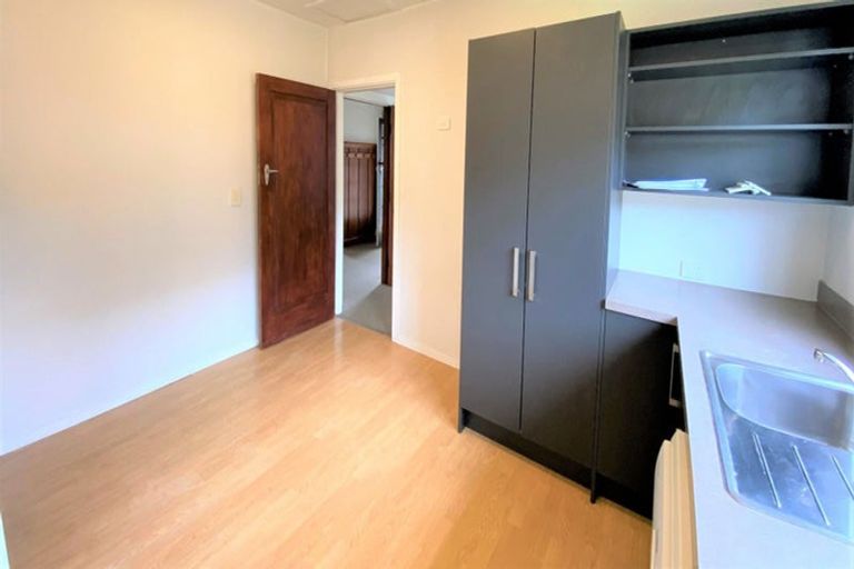 Photo of property in 18 Bowenvale Avenue, Cashmere, Christchurch, 8022