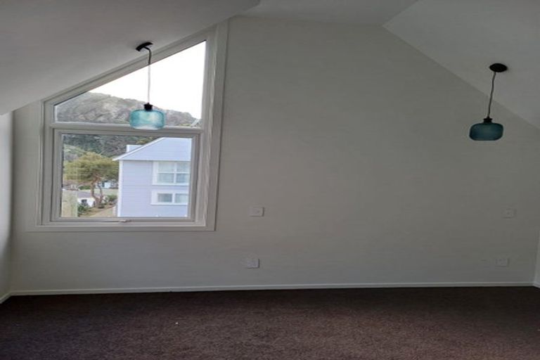 Photo of property in 111 Hill Street, Thorndon, Wellington, 6011