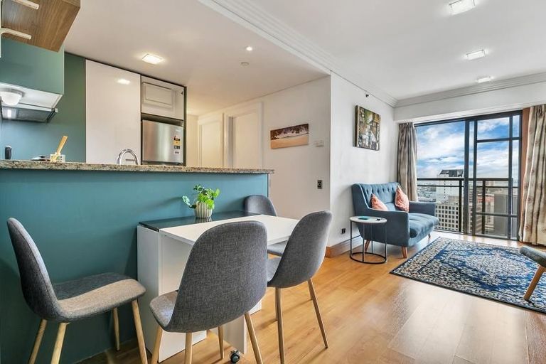 Photo of property in The Metropolis Apartments, 2914/1 Courthouse Lane, Auckland Central, Auckland, 1010