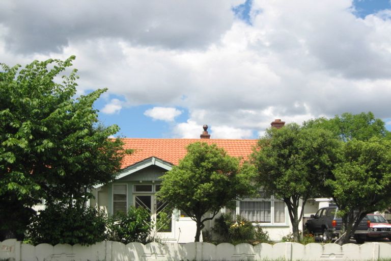 Photo of property in 8 North Avon Road, Richmond, Christchurch, 8013