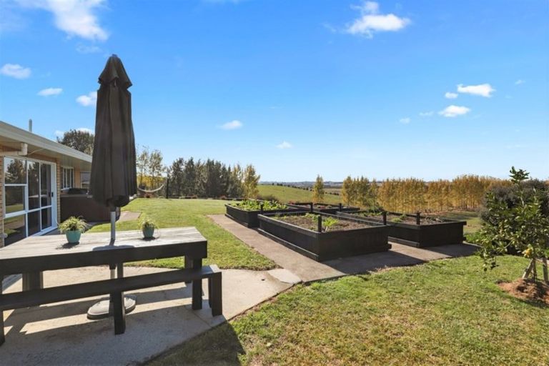 Photo of property in 60 Lee Road, Burbush, Hamilton, 3289