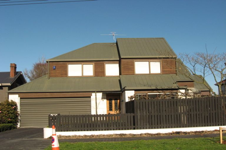 Photo of property in 72 Derby Street, St Albans, Christchurch, 8014