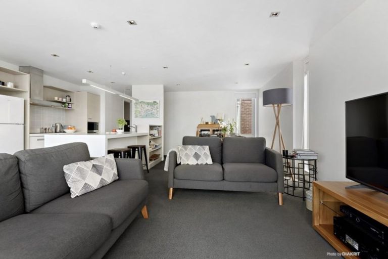 Photo of property in Republic2, 6a/11 Tennyson Street, Te Aro, Wellington, 6011