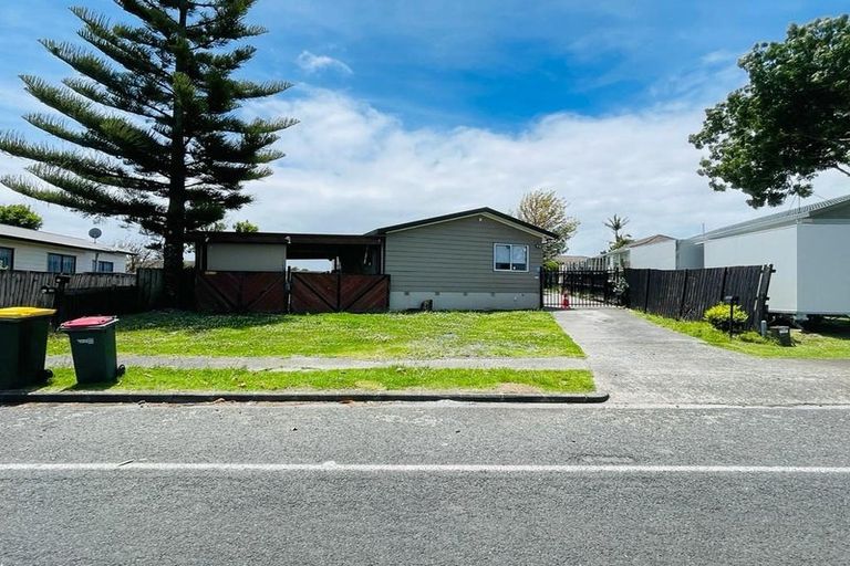 Photo of property in 7 Etherton Drive, Weymouth, Auckland, 2103