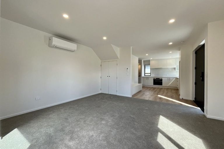 Photo of property in 4/107 Smith Street, Woolston, 8062