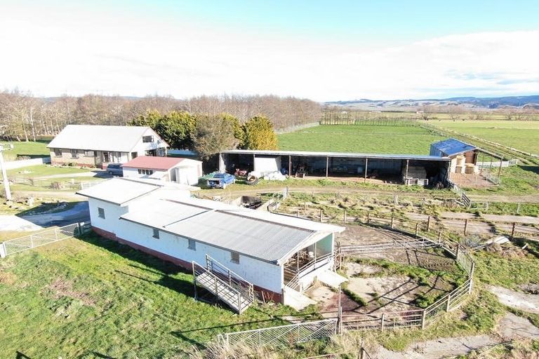 Photo of property in 258 Henley-berwick Road, Henley, Outram, 9073