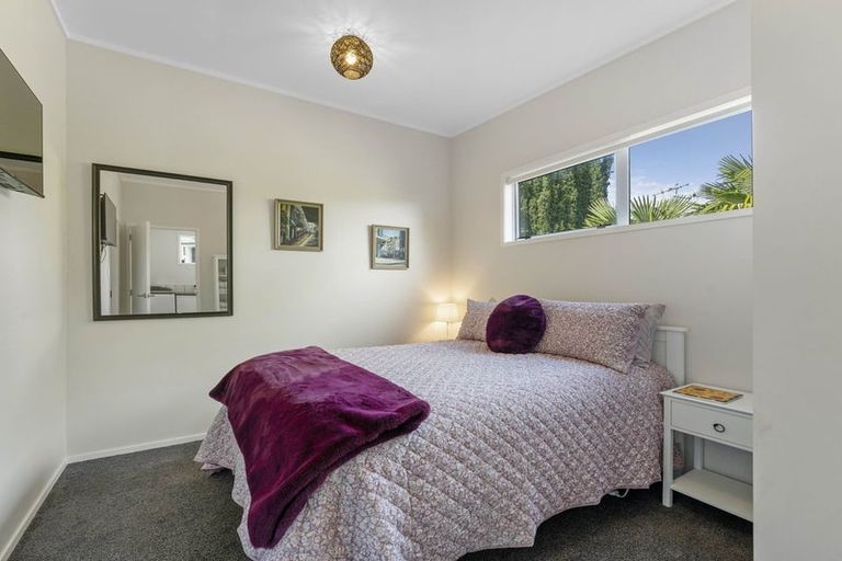 Photo of property in 15 Kurupae Road, Hilltop, Taupo, 3330