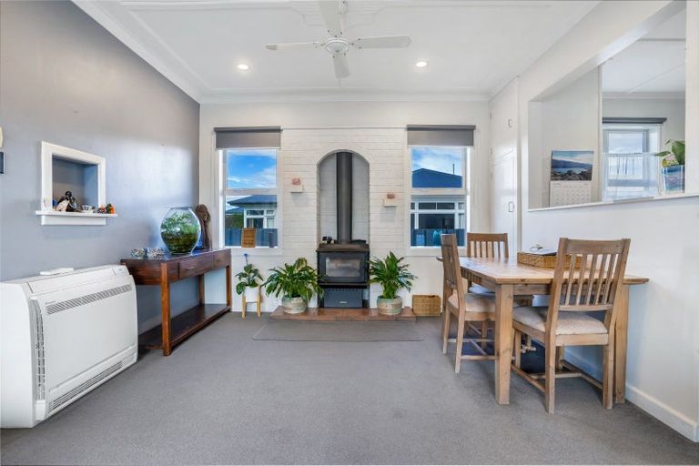 Photo of property in 132 Mackenzie Street, Winton, 9720