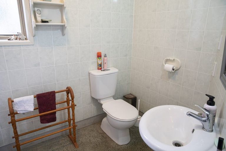 Photo of property in 257 Metcalfe Road, Matakohe, 0593