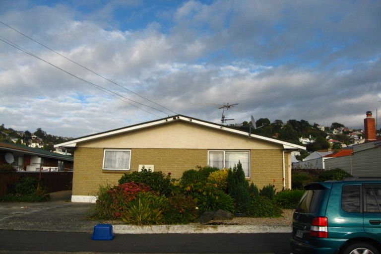 Photo of property in 28 Rutherford Street, Caversham, Dunedin, 9012