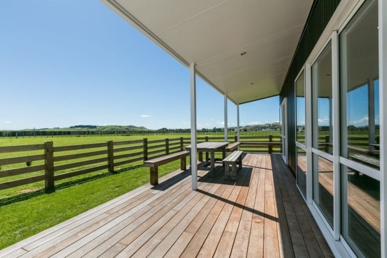 Photo of property in 203 Kereru Road, Maraekakaho, 4171