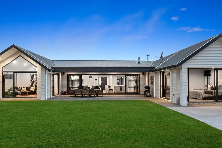 Photo of property in 35 Roy Hilton Drive, Flagstaff, Hamilton, 3210