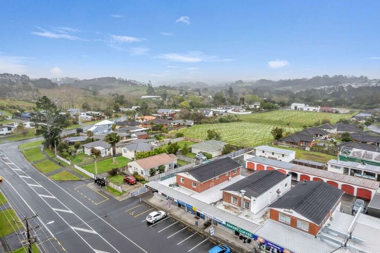 Photo of property in 247 Henderson Valley Road, Henderson, Auckland, 0612