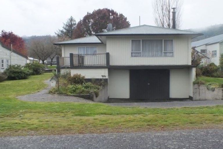 Photo of property in 51 Victory Street, Reefton, 7830