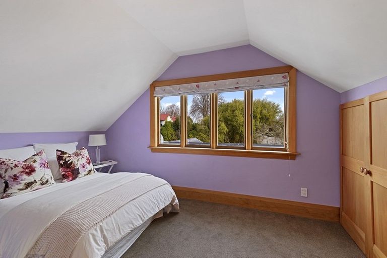 Photo of property in 11 College Avenue, Strowan, Christchurch, 8052