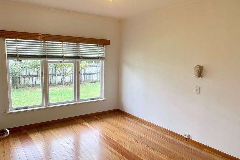 Photo of property in 6 Mildmay Road, Henderson, Auckland, 0610