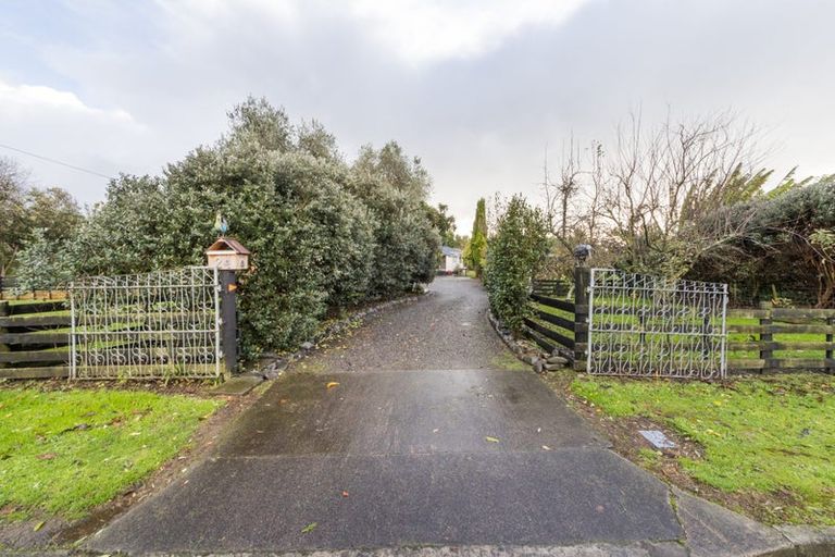 Photo of property in 24 Gorton Street, Bulls, 4818