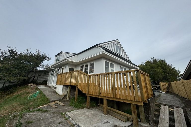 Photo of property in 12 Kahu Road, Otaihanga, Paraparaumu, 5036