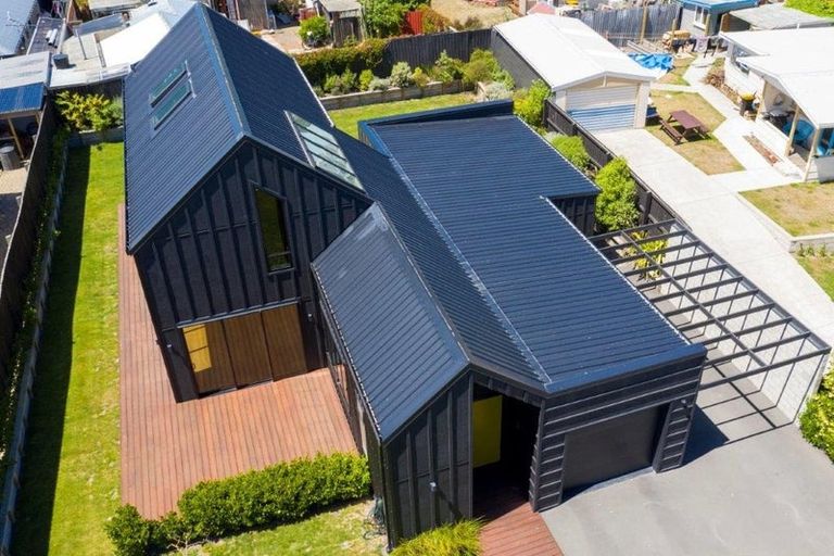 Photo of property in 26 Park Terrace, Waikuku Beach, 7473