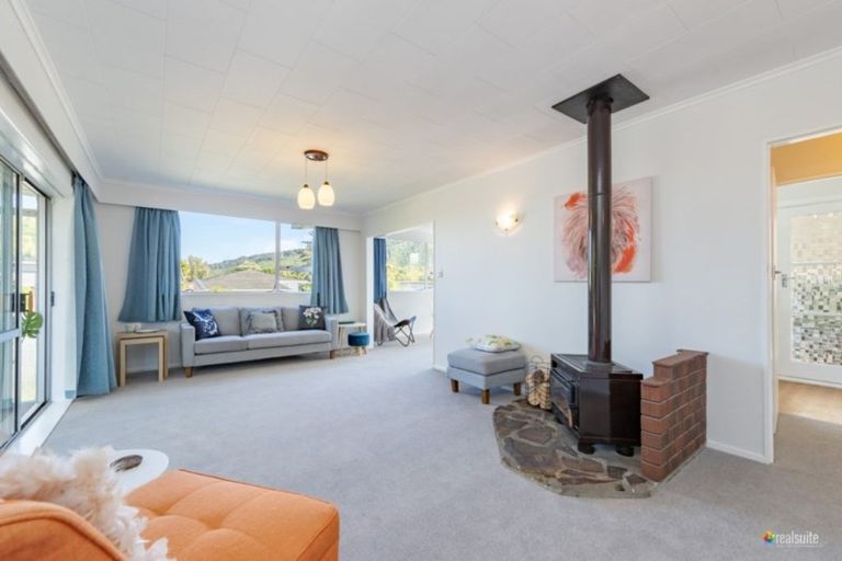 Photo of property in 4 Toledo Grove, Totara Park, Upper Hutt, 5018