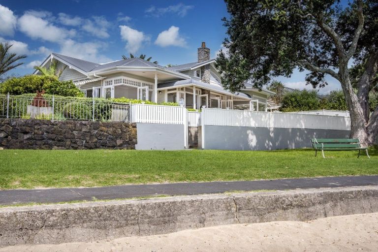Photo of property in 52 Cheltenham Road, Devonport, Auckland, 0624