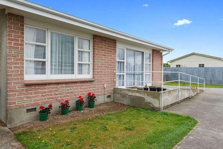 Photo of property in 76a Kitchener Street, Gore, 9710