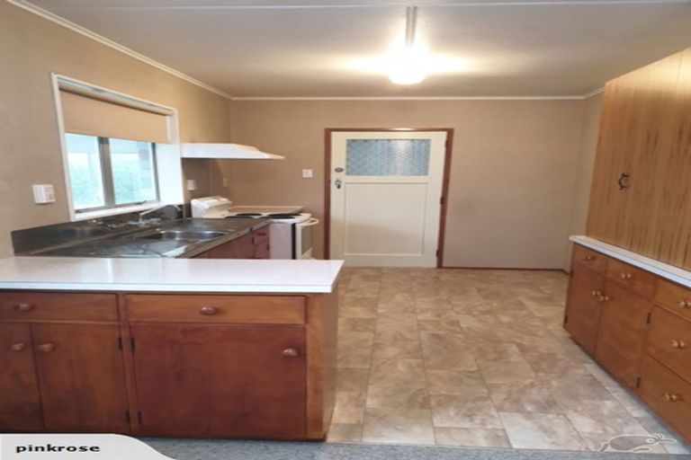 Photo of property in 5a Fairbrother Street, Carterton, 5713