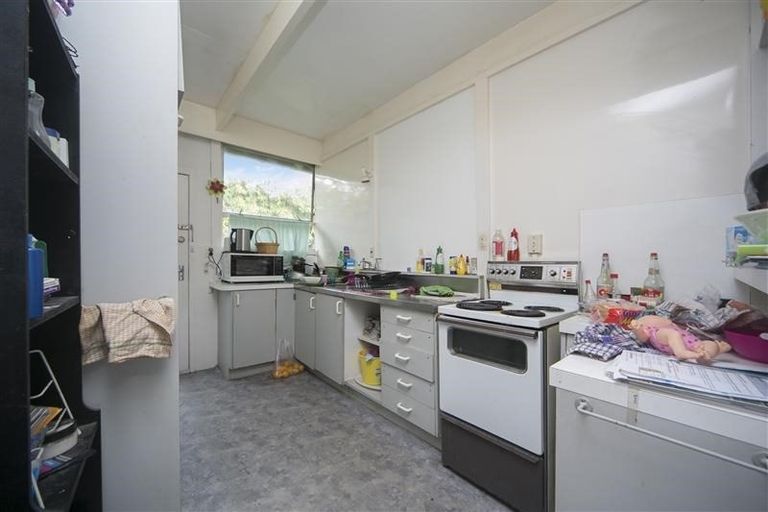 Photo of property in 2/52 Glen Road, Ranui, Auckland, 0612