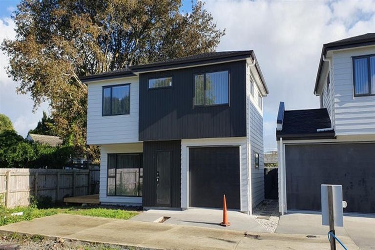 Photo of property in 35b Edmund Hillary Avenue, Papakura, 2110