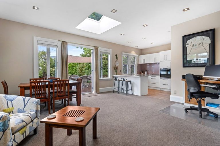 Photo of property in 108 Mays Road, St Albans, Christchurch, 8052