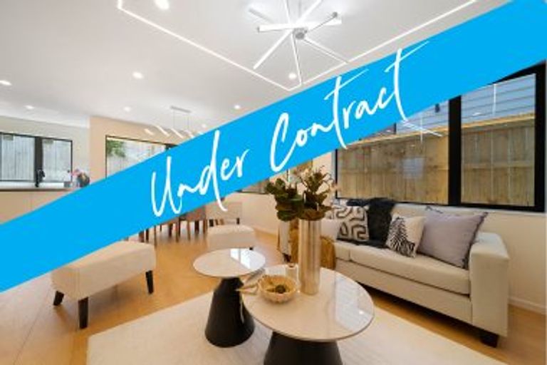 Photo of property in 6a Palmer Avenue, Glen Eden, Auckland, 0602