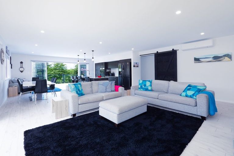 Photo of property in 2 Skippers Close, Haruru, 0204